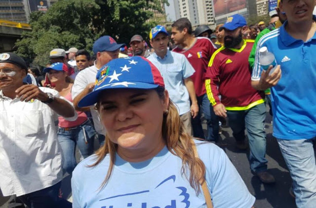 Rummy Olivo repudió la inhabilitación política de la Contraloría General contra Henrique Capriles Radonski.