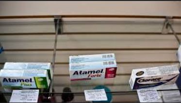 Crisis económica y escasez afectan hasta al sector farmacéutico del país