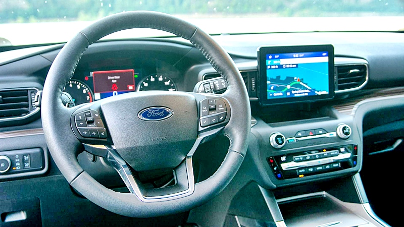 Interior de Ford Explorer 2020