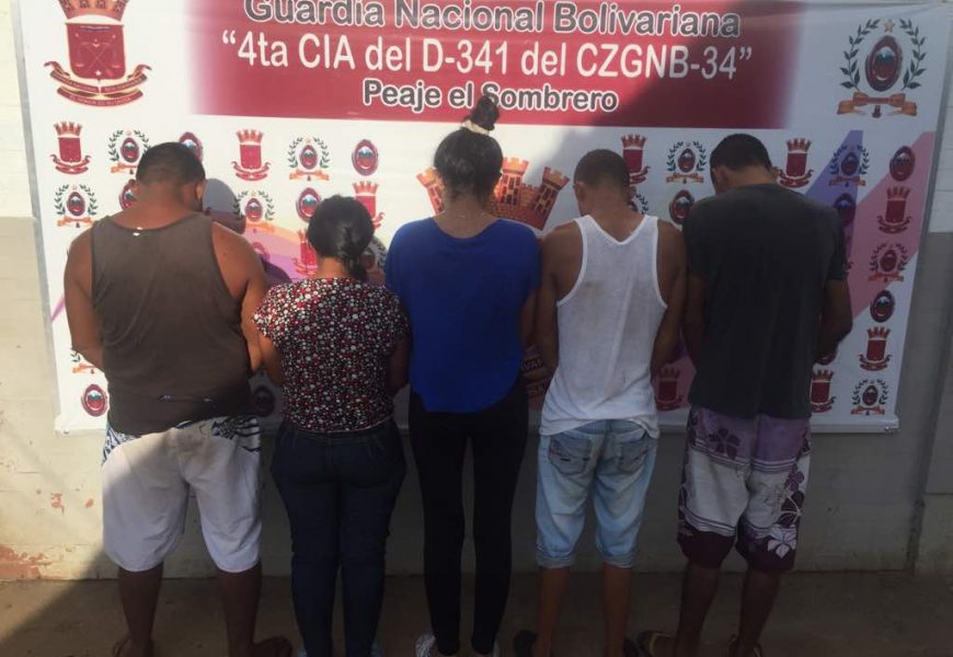 Cayeron cuando cobraban extorsión en El Sombrero. Cayeron cuando cobraban extorsión en El Sombrero.