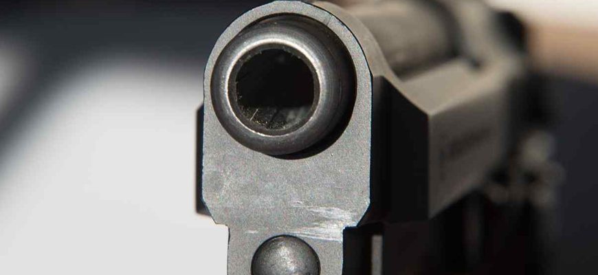 Adolescente mató a su amigo al manipular un arma de fuego Adolescente mató a su amigo al manipular un arma de fuego